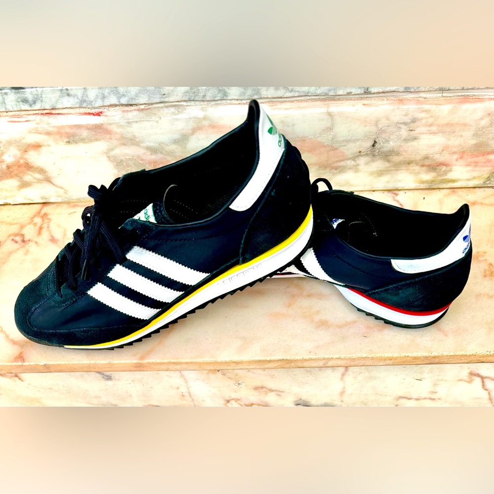 Adidas SL72 black worn once in excellent condition size 11us . Without box